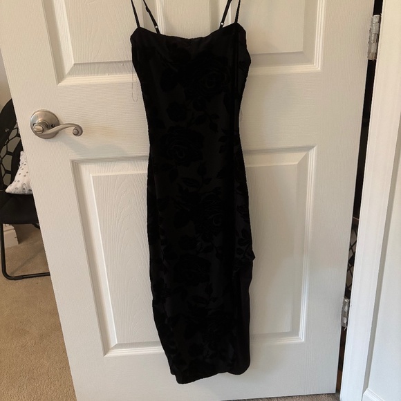 Windsor Velvet Mesh Midi Dress - Picture 1 of 4